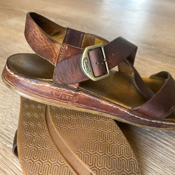 Chaco Leather Womens Size 7 Sandles - Picture 1 of 7
